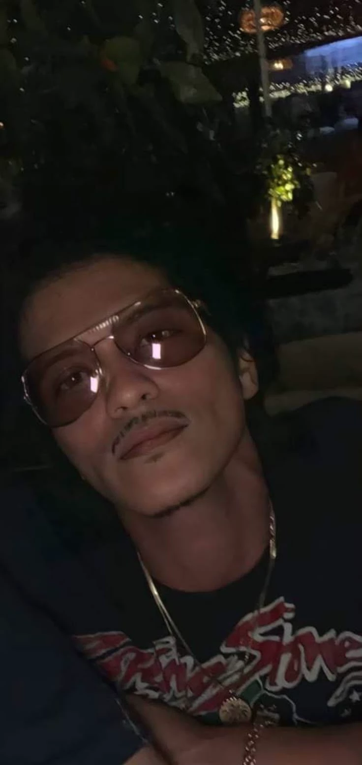 Bruno Mars thumbnail