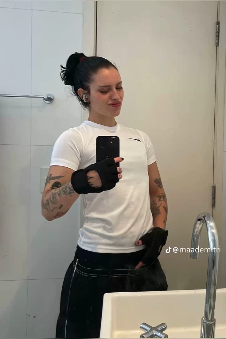 Milena thumbnail
