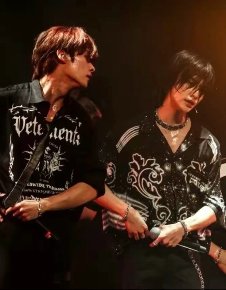 Lee know & ' Hyunjin thumbnail