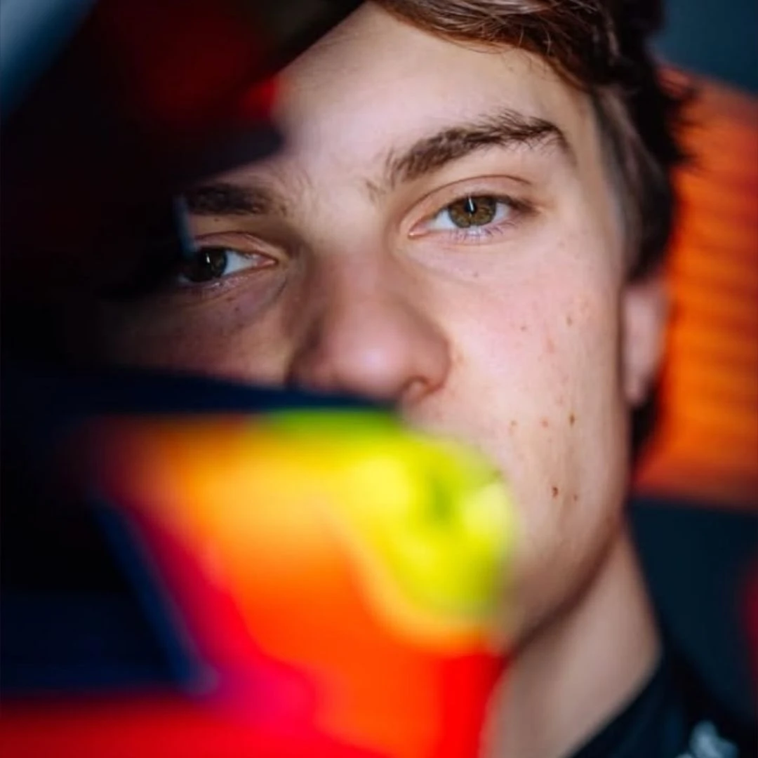 Oscar Piastri BL thumbnail
