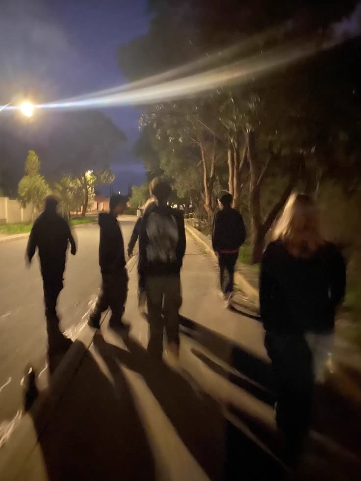 Group Chat-pick me thumbnail