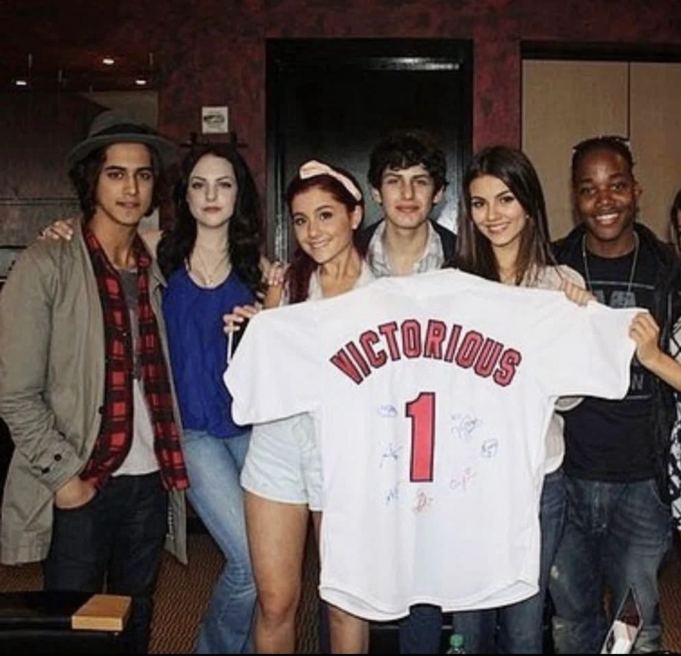 Victorious (Summer Break) thumbnail