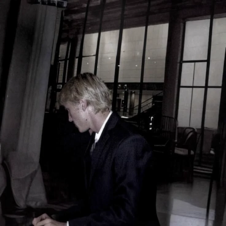 Draco Malfoy thumbnail