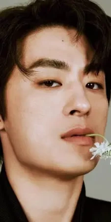 Suh Young Chul thumbnail