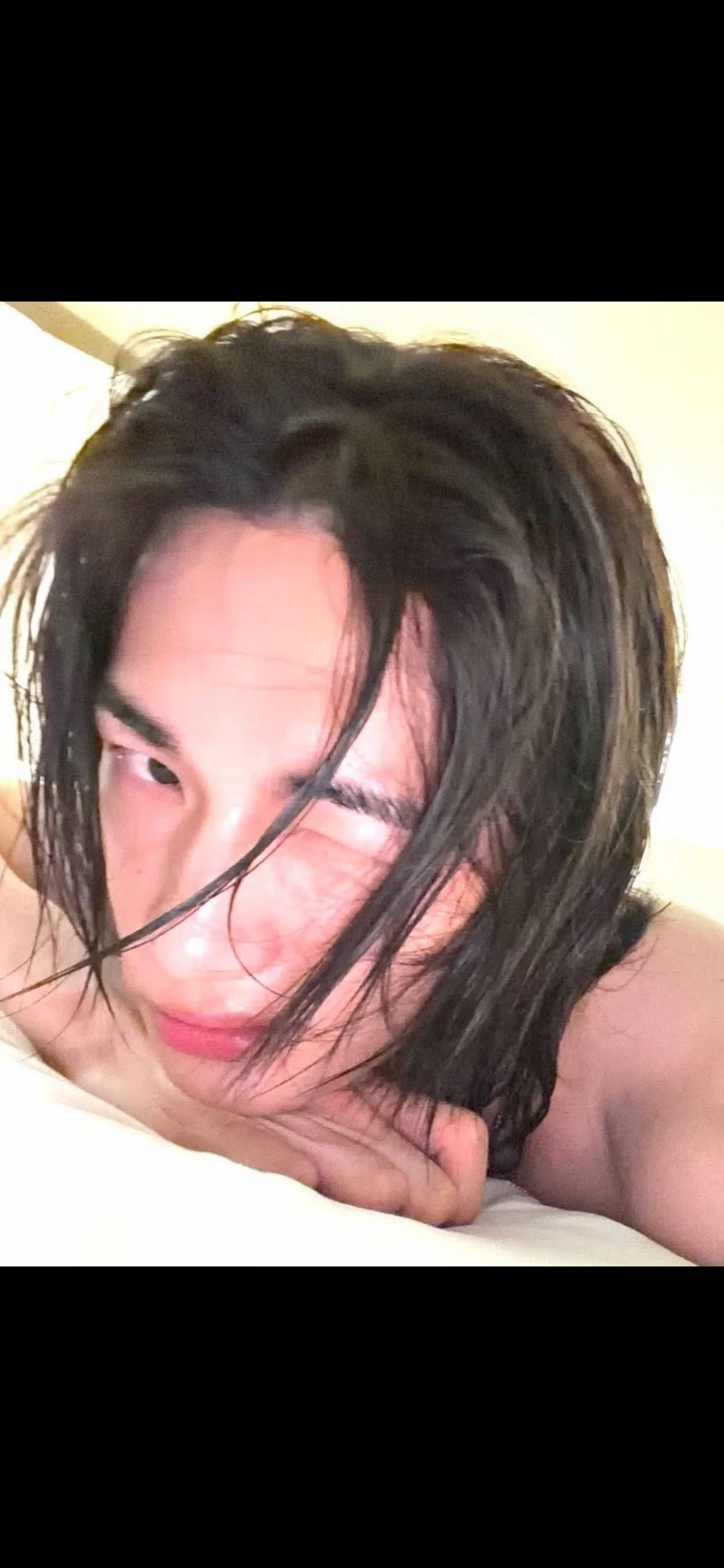 Hwang Hyunjin thumbnail
