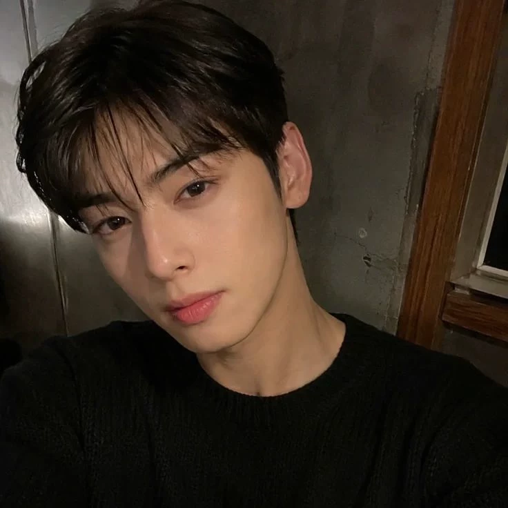 Cha Eun-woo thumbnail