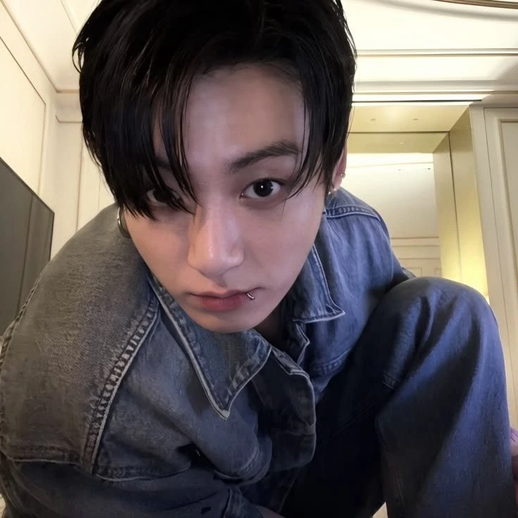 Jeon Jungkook thumbnail