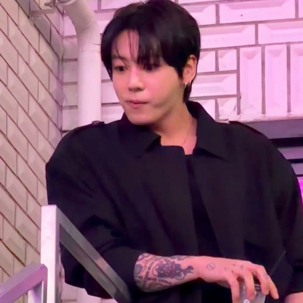 Jeon Jungkook thumbnail