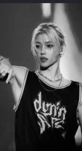 LEE FELIX-daring friend thumbnail