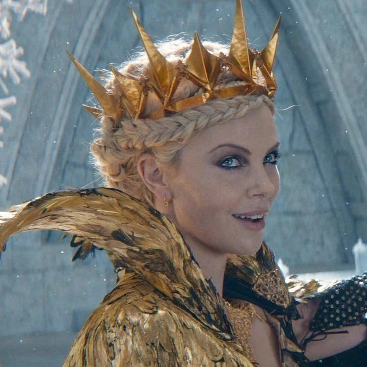 Queen Ravenna and Queen Freya in New York😍😍😍 thumbnail