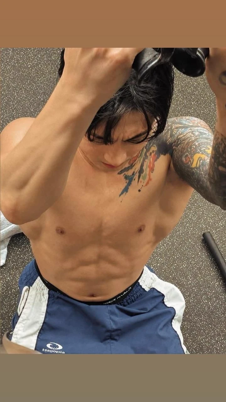 Jeon Jungkook thumbnail