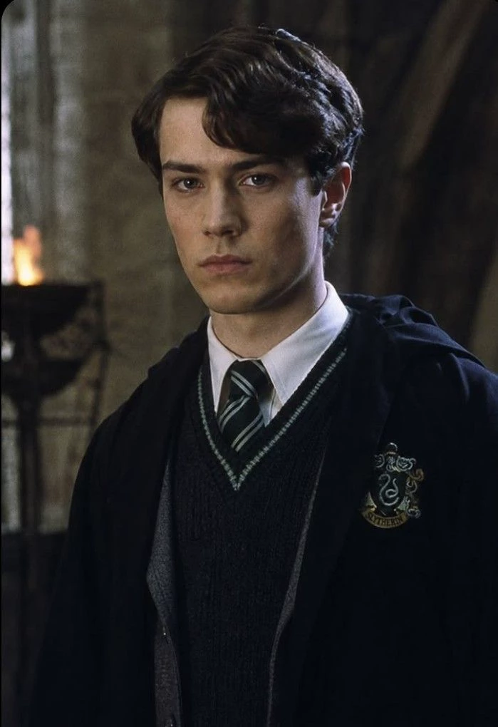 Tom riddle thumbnail
