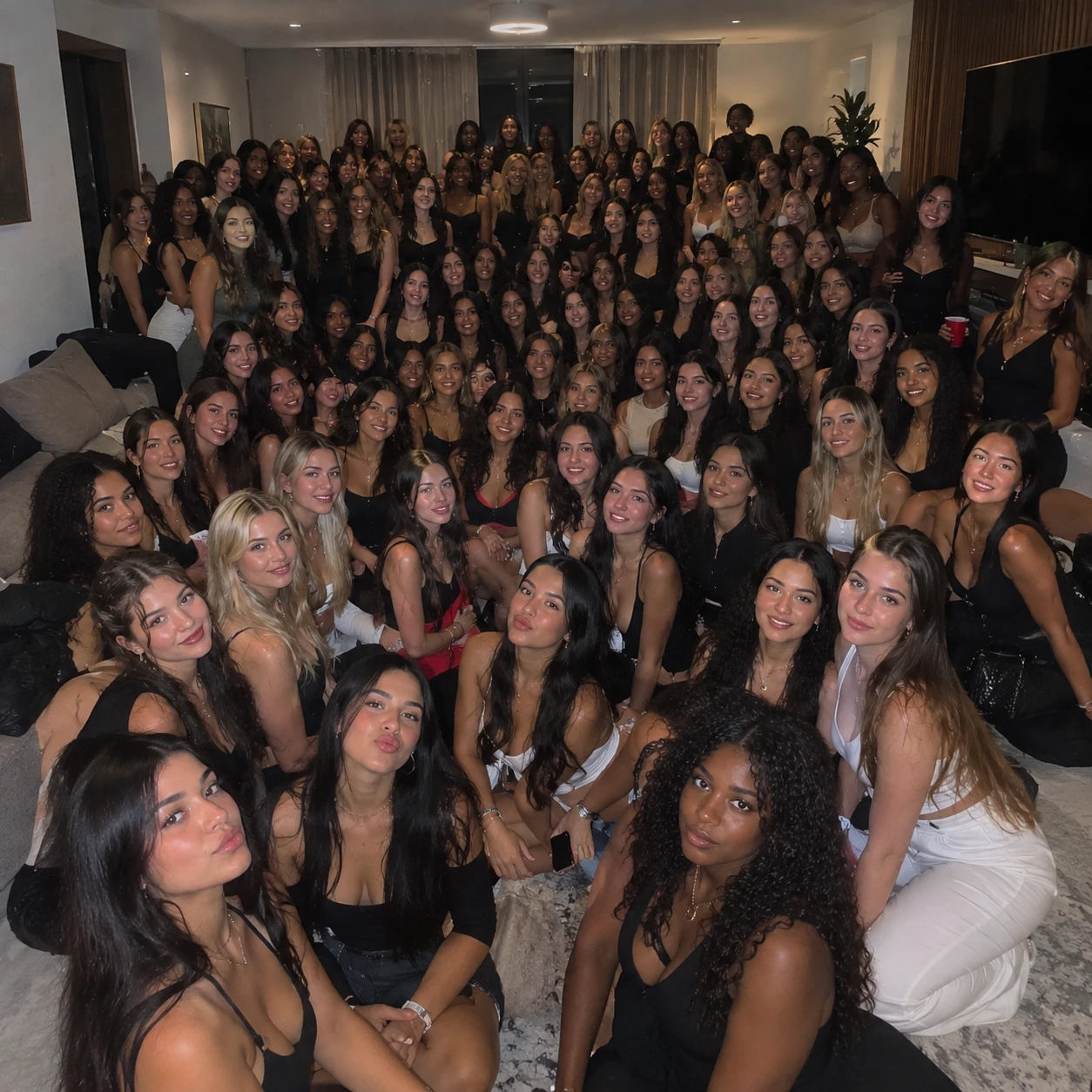 100 girlfriends thumbnail