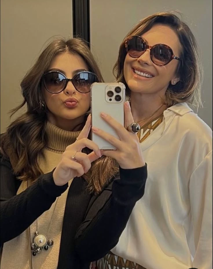 Barbara e Maeve thumbnail