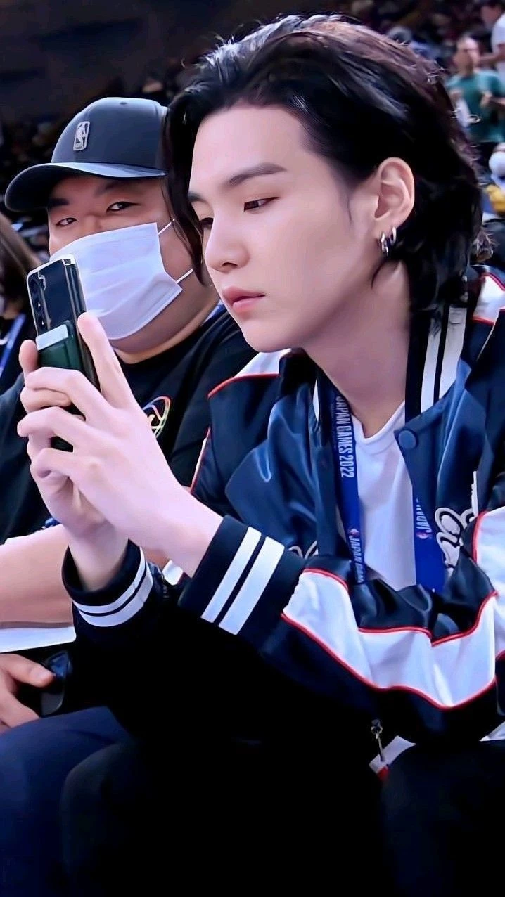 Min Yoongi thumbnail
