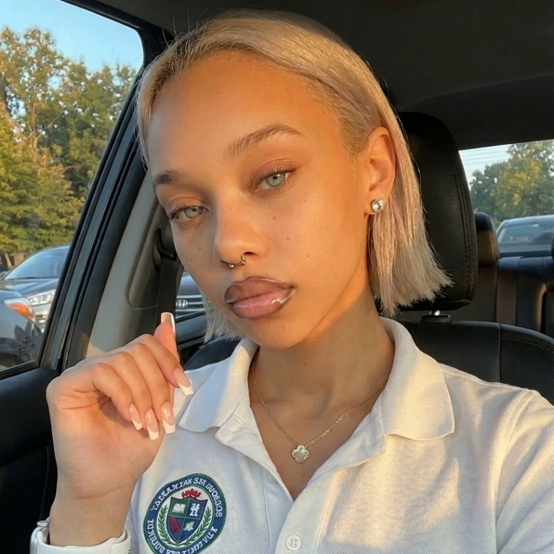 Lia Kuyon