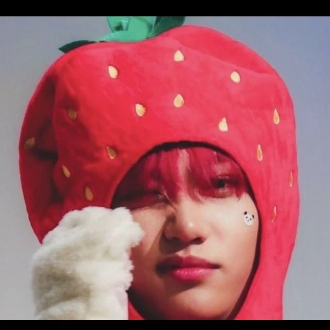  ★ !🍓⋅°./_i×ie.°