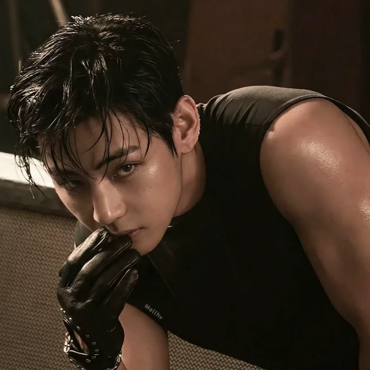 Taehyung (dangerous mafia king) thumbnail