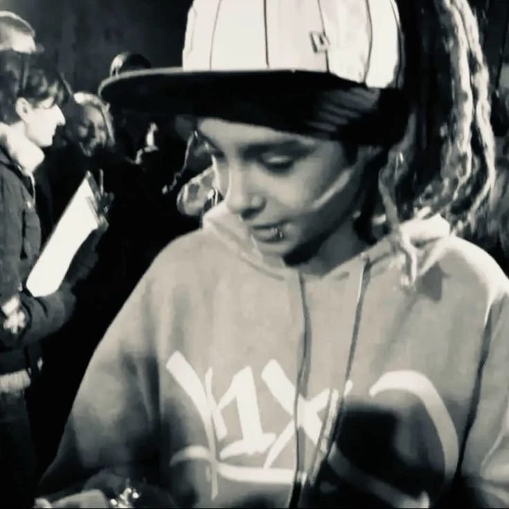 Tom Kaulitz thumbnail