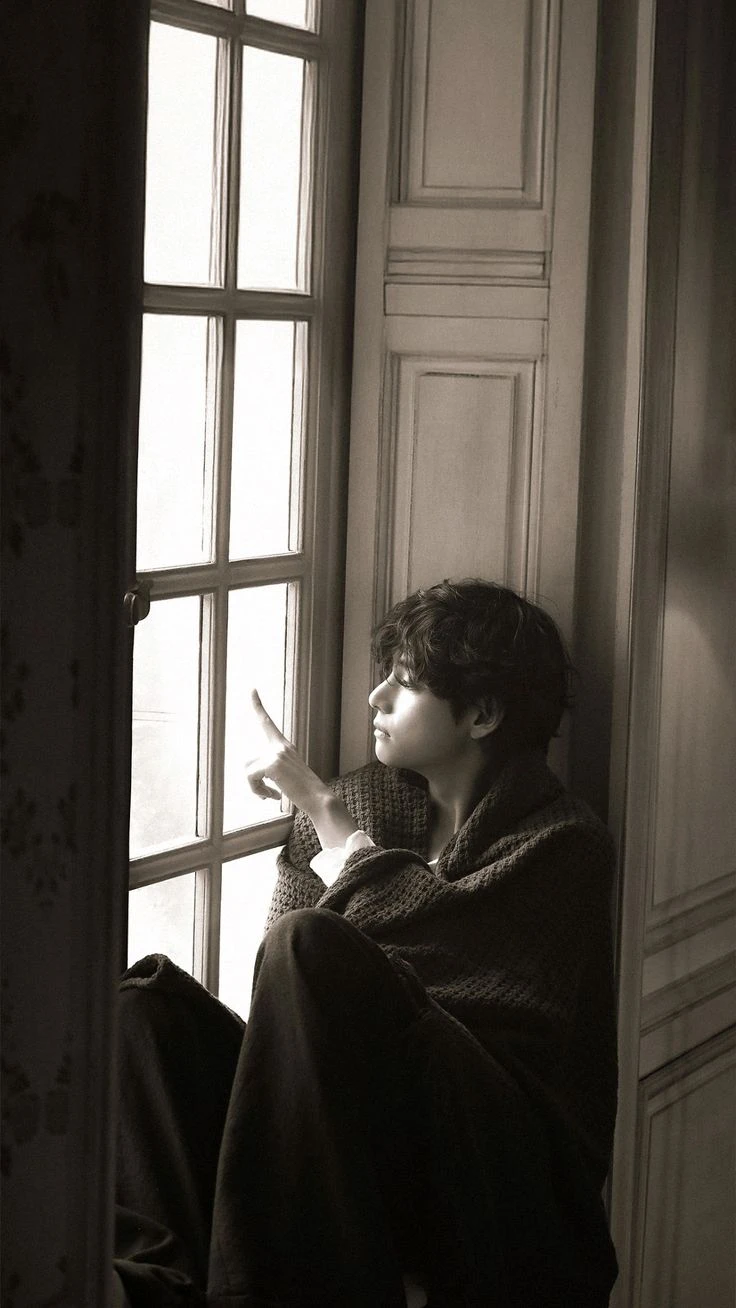 Kim taehyung thumbnail