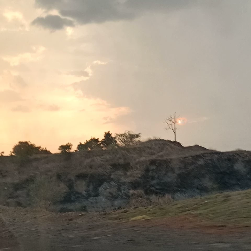 create your own story thumbnail