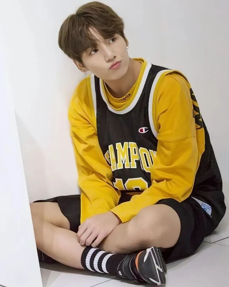 Jeon Jungkook thumbnail