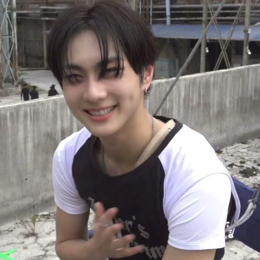 Jungwon thumbnail