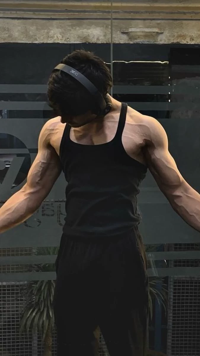 Arjun Malhotra thumbnail