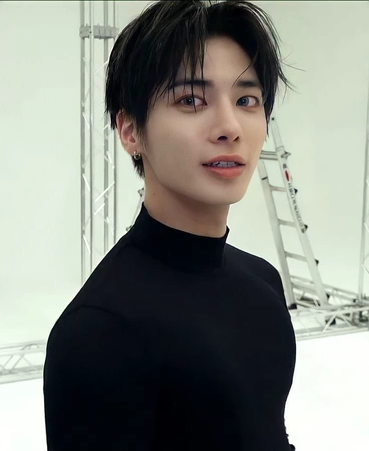 To Taehyun thumbnail