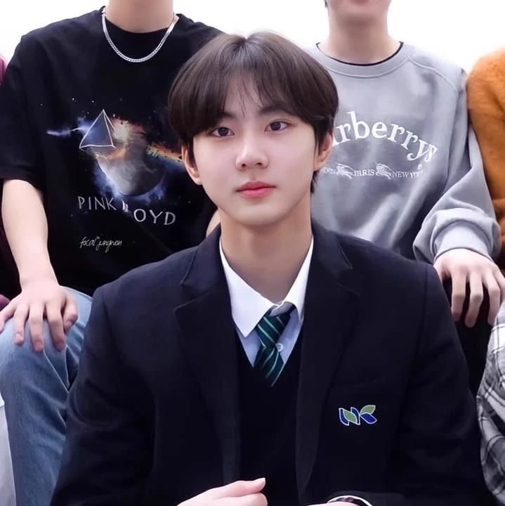 Yang Jungwon thumbnail