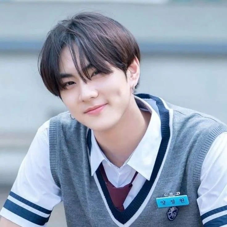 Yang Jungwon thumbnail