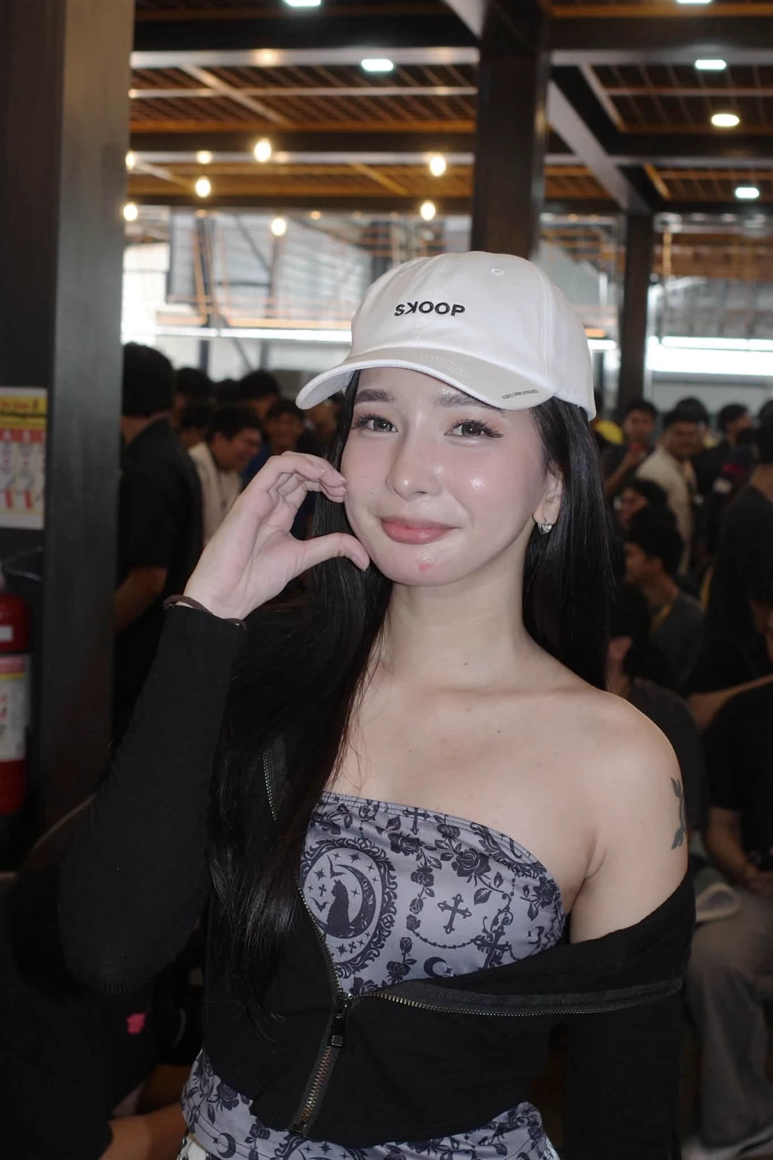 Chichi thumbnail