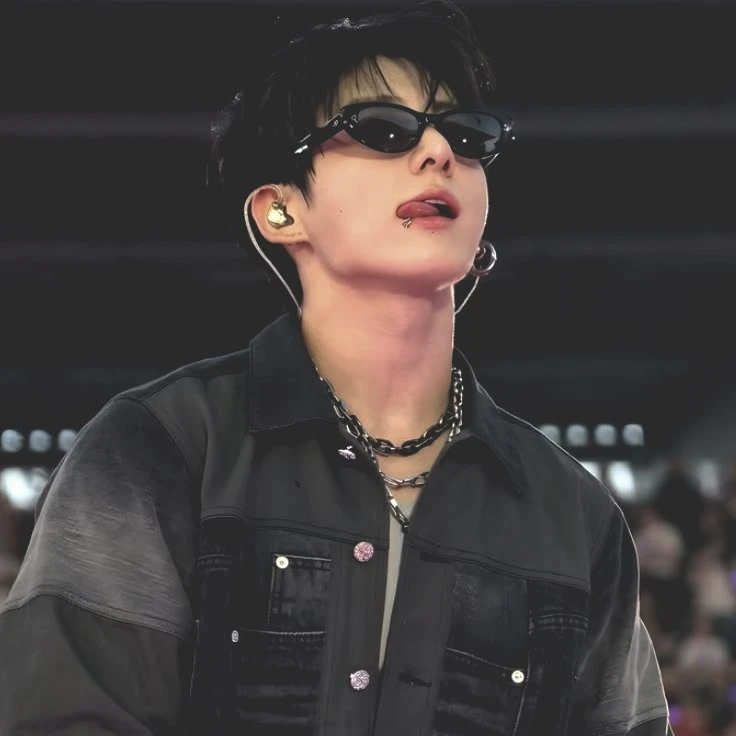 Jeon Jungkook thumbnail