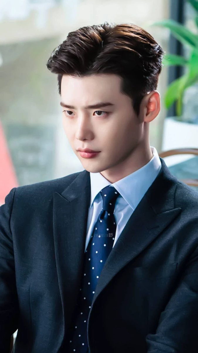 Lee Jong-suk thumbnail