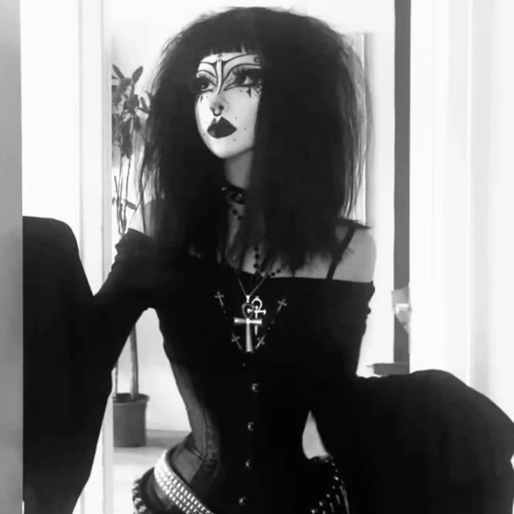 elizabeth thumbnail