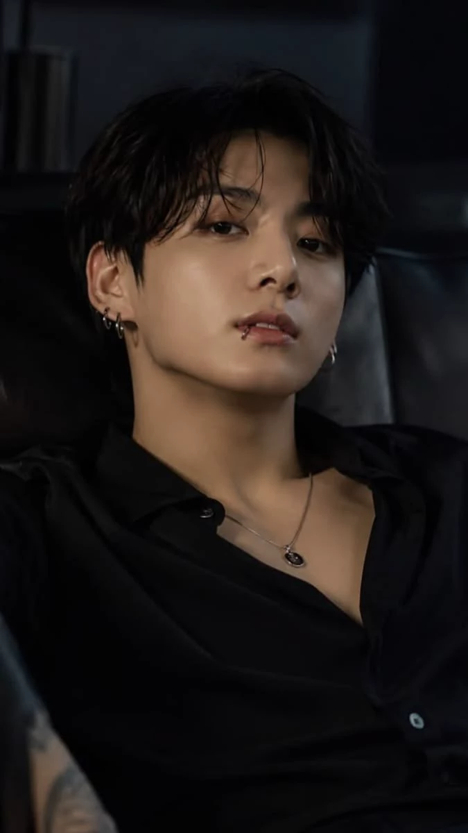 Jungkook Family thumbnail