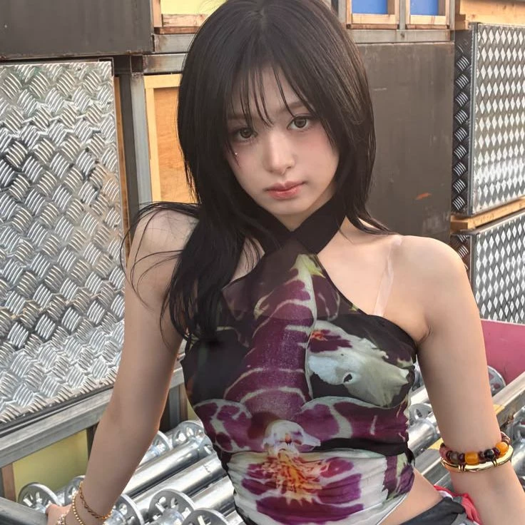 Ahyeon thumbnail