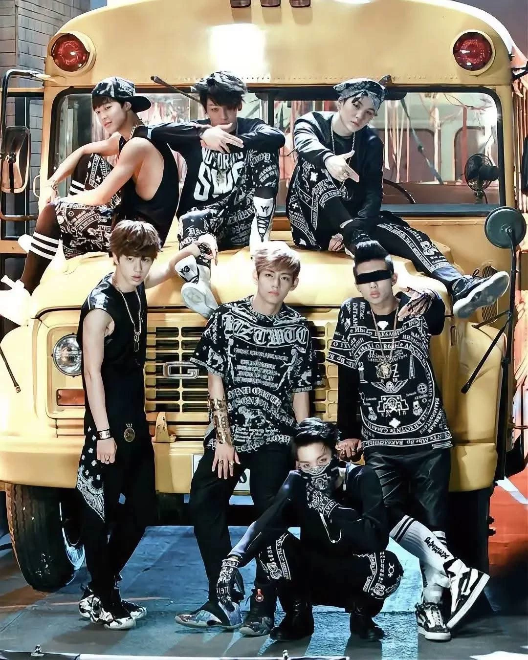 BTS 2013. thumbnail