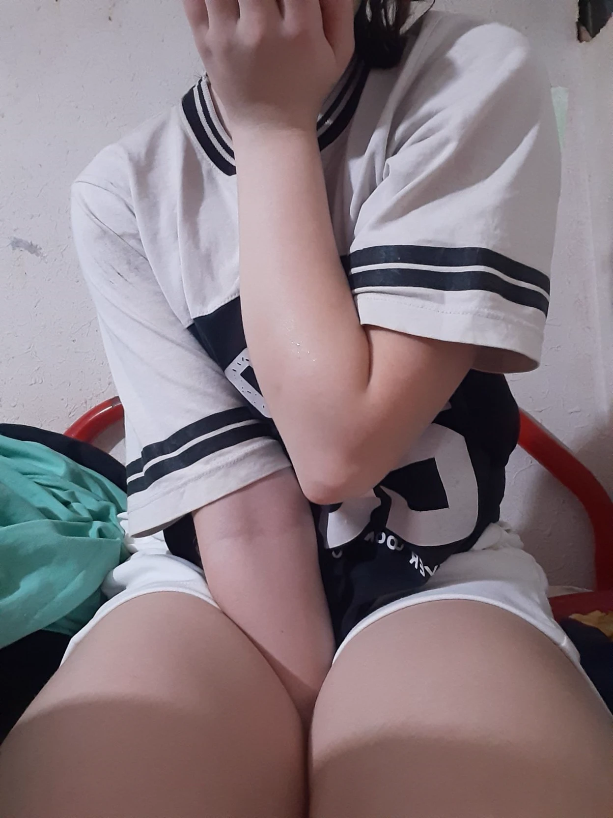Jon (femboy) thumbnail