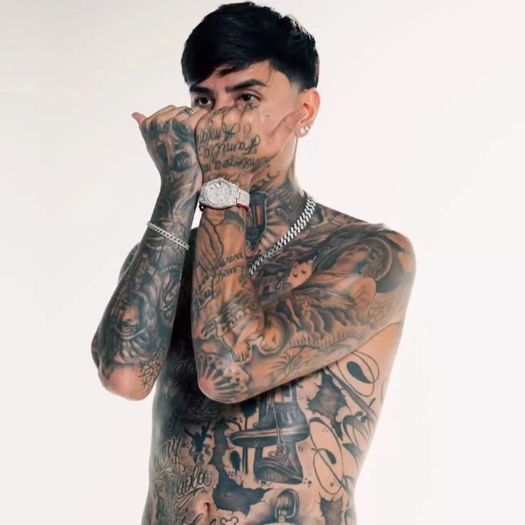 Erick Pulgar 🖤🤍 thumbnail
