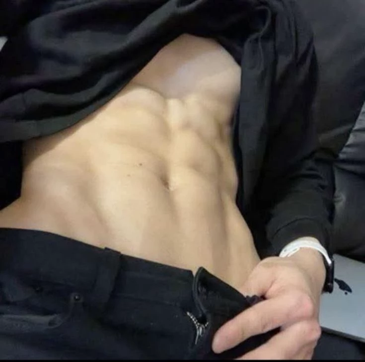 Leo thumbnail