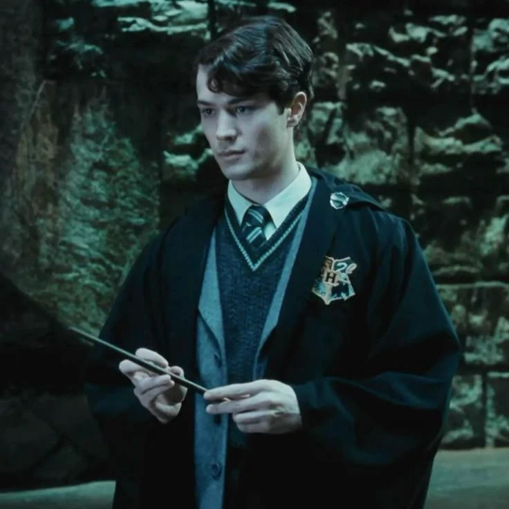 Tom Riddle thumbnail