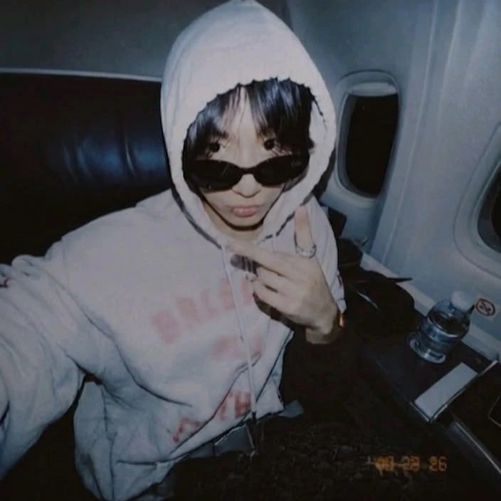 Jeon Jungkook thumbnail