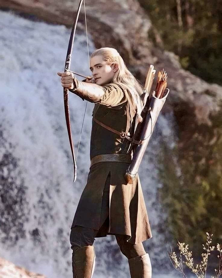 Legolas - a woman on the battlefield? thumbnail