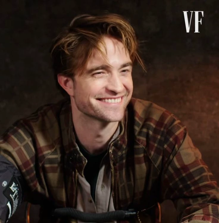 Robert Pattinson thumbnail
