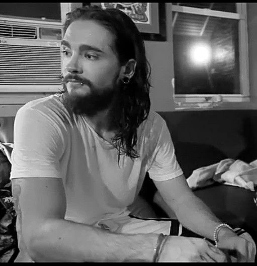 Tom Kaulitz thumbnail