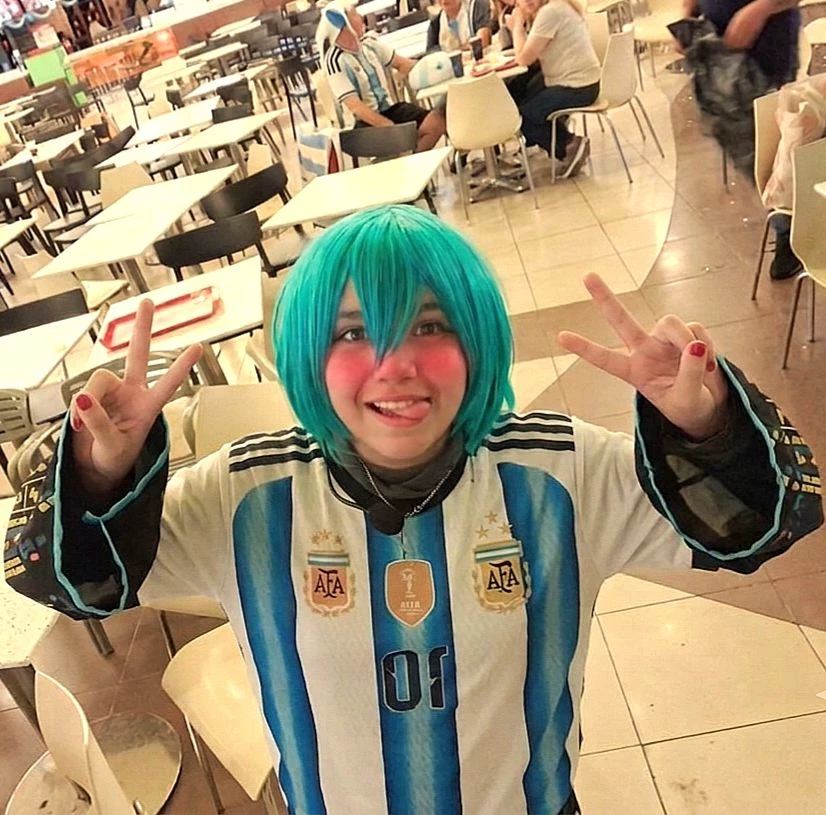 Cosplay Miku Girl thumbnail