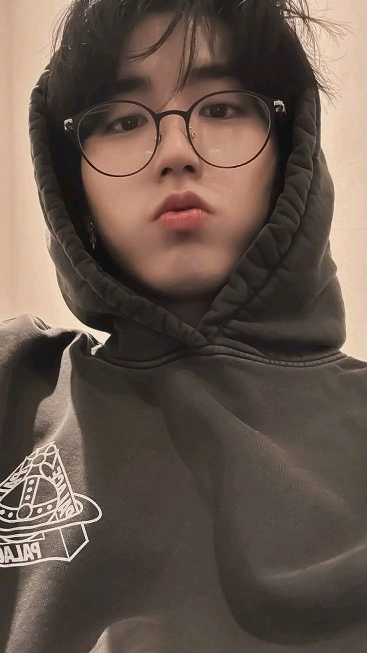 Han Jisung thumbnail