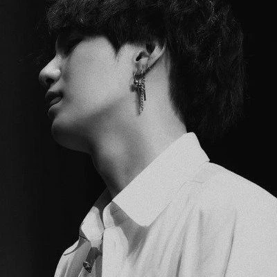 Min Yoongi thumbnail