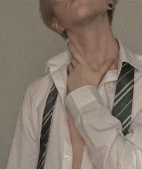 Draco Malfoy  thumbnail
